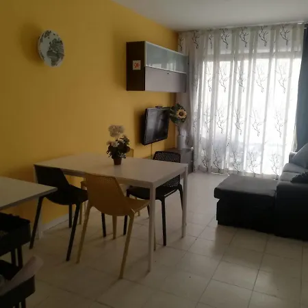Apartamento Flats & *